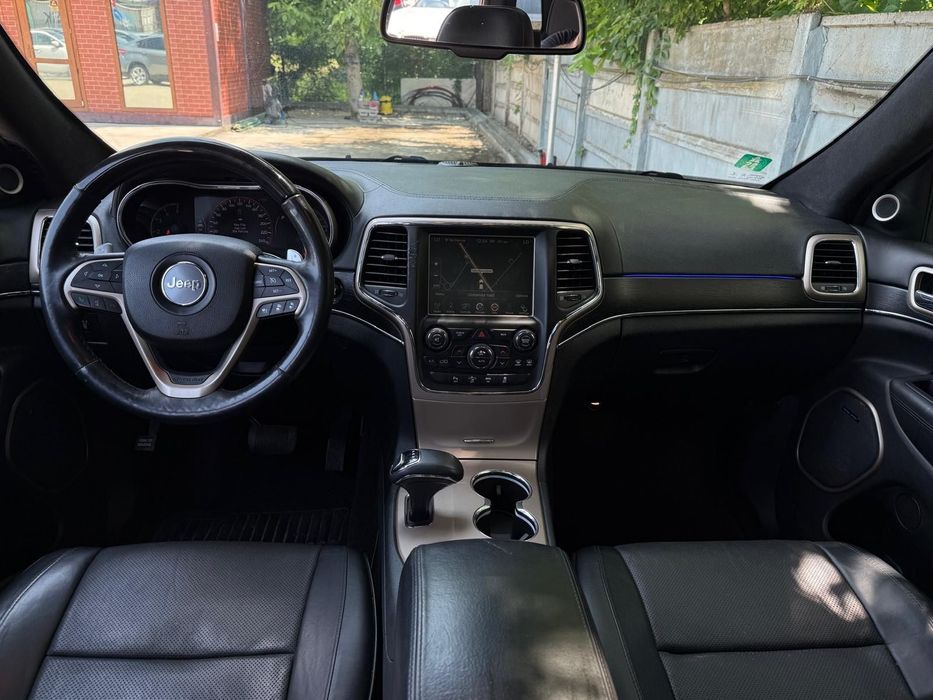 Jeep Grand Cherokee Summit Full Posibilitate Rate Fara Avans, Schimburi Auto