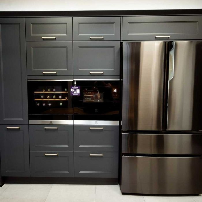 PREȚ REDUS! Bucătărie premium – design german, elegant și modern