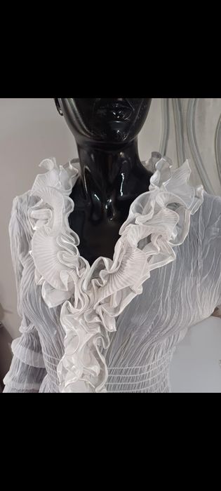 Елегантна дамска риза