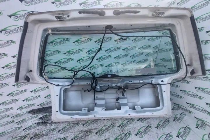 Hayon / Haion Volkswagen VW Passat 2002 1.9 TDI MT (101 hp)
