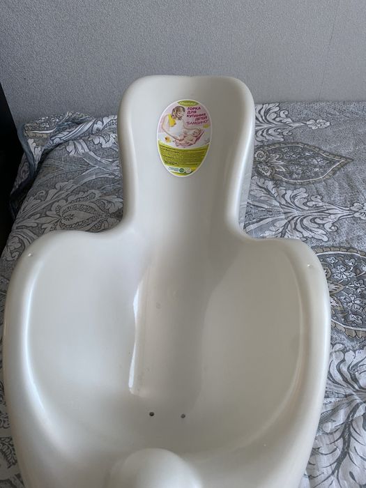 Продам горку для купания и ковш