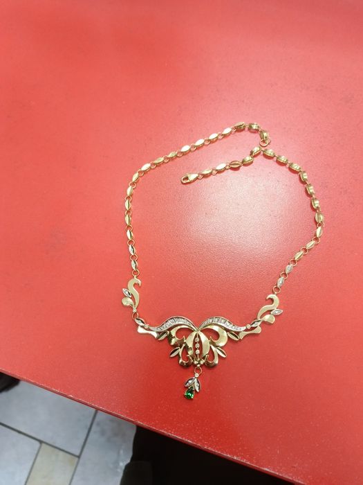 Продам колье золото750проба