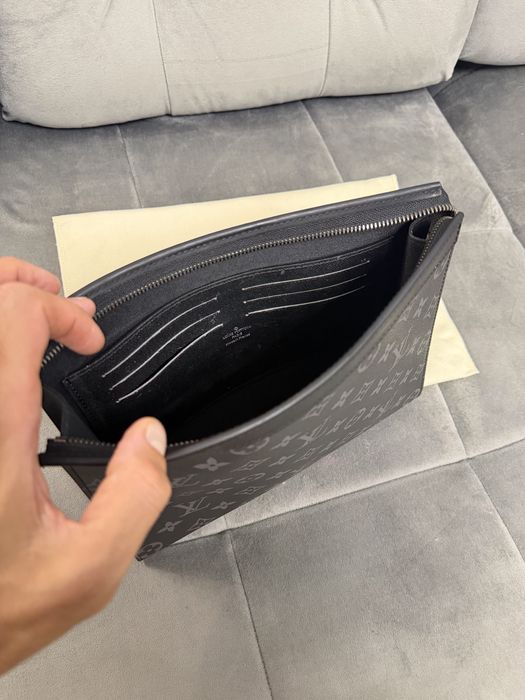 Louis Vuitton Pochette Voyage MM, calitate 1/1