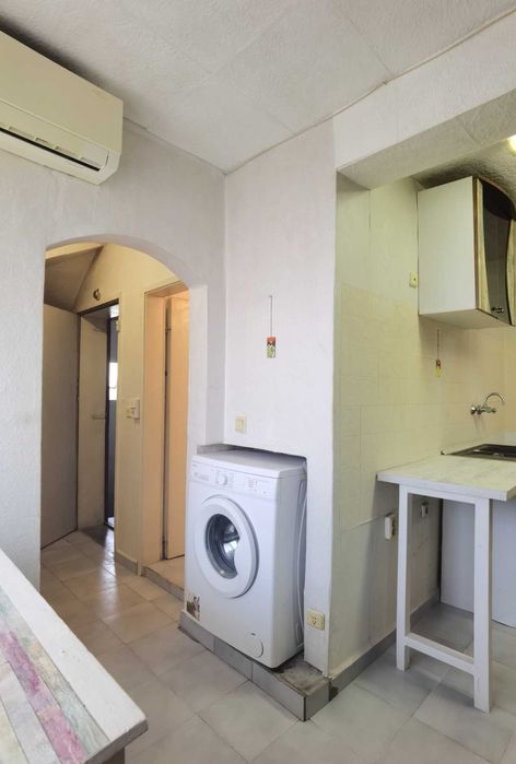 Продава се Едностаен апартамент в Русе, Широк център - 29 кв.м за 1138 €/кв.м - Снимка #1