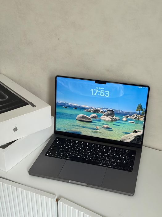 MacBook PRO m3 2023