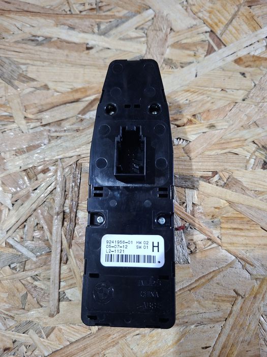 Modul Butoane Geamuri si Oglinzi BMW Seria 5 F10 F11 F07 Seria 7 F01 OEM cod 9241956