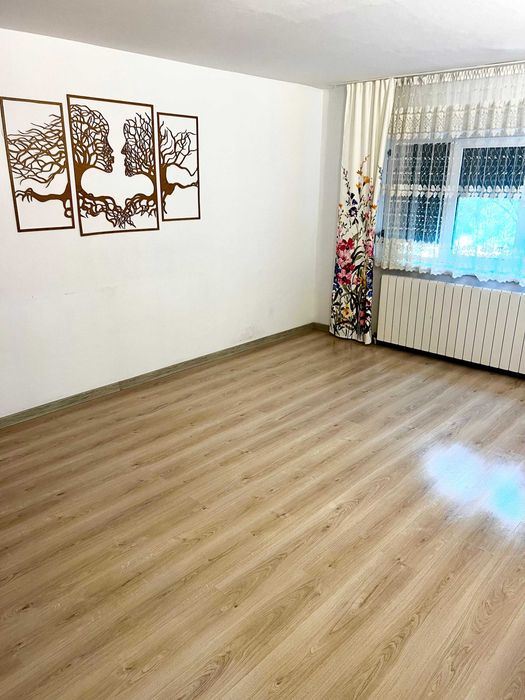 Vand apartament 4 camere-Costieni-direct proprietar