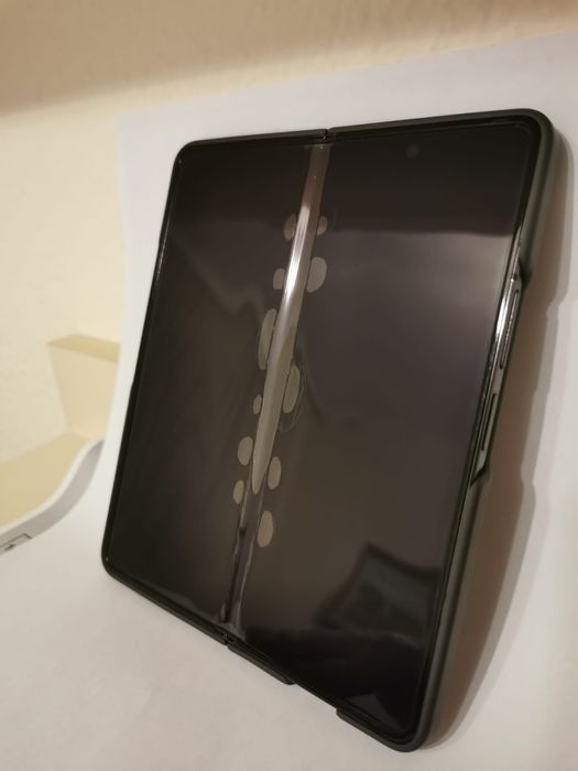 Продавам Samsung Z Fold 5 512GB