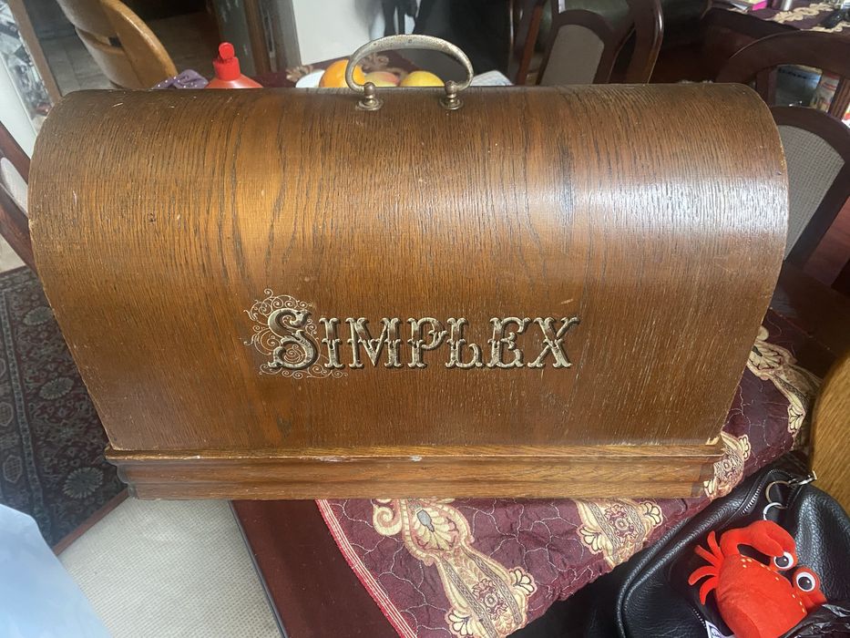 Продавам шевна машина