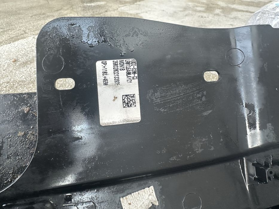 Land Rover Evogue 2018 - предна решетка