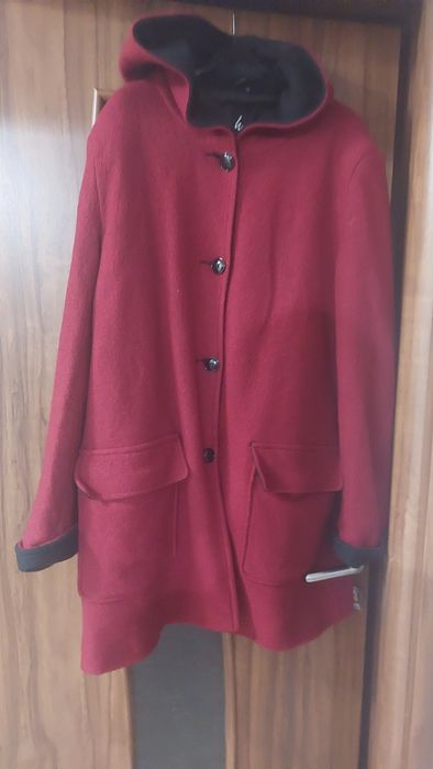 Palton aproape nou