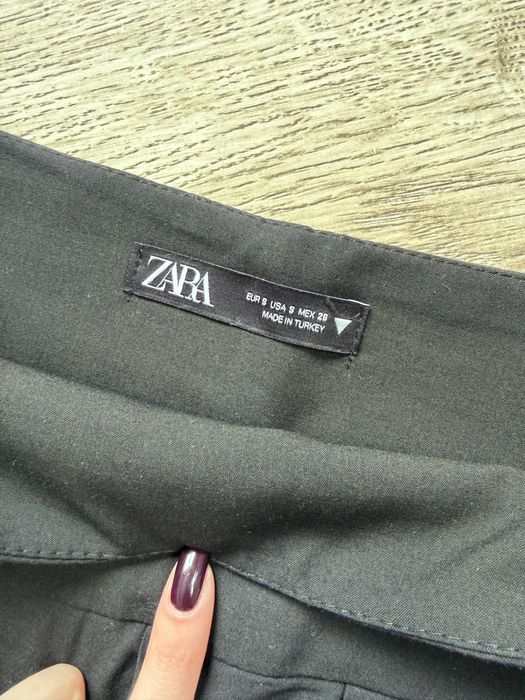 Дамски поли Zara