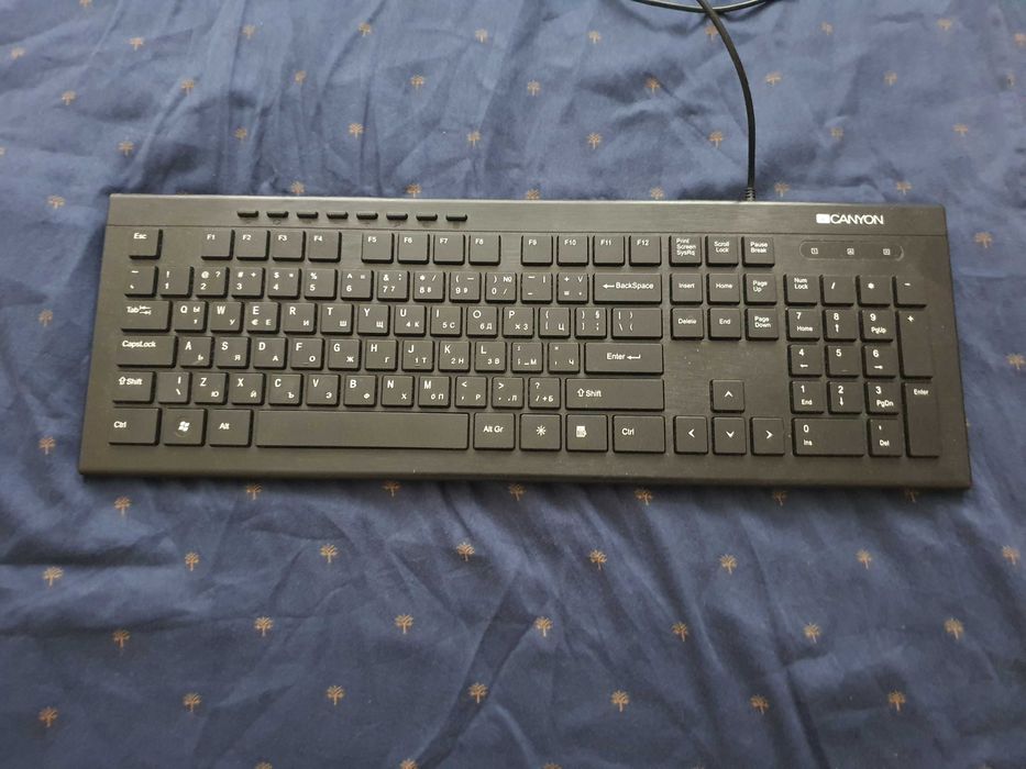Canyon HKB2 Ултра Тънка Клавиатура със Странични LED светлини