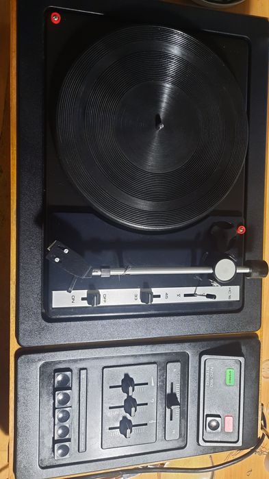Pikup Tesla NZC 160 Stereo 16