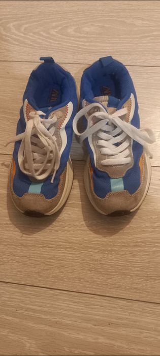 Кроссовки на мальчика