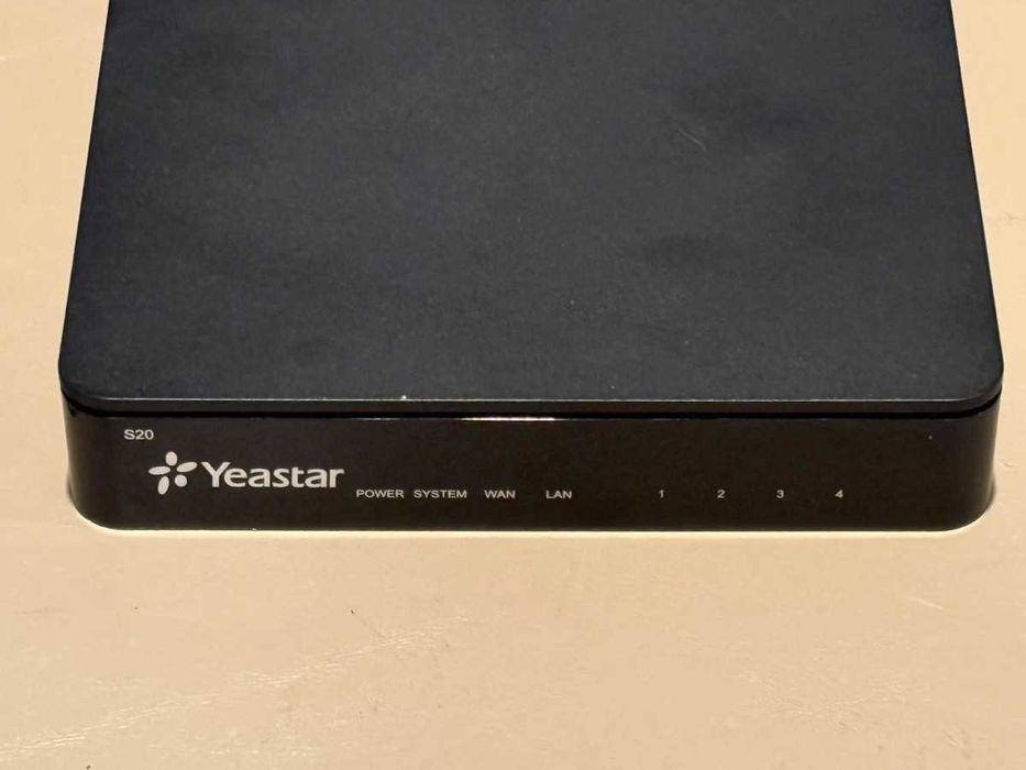 Централно табло Yeastar Voip PBX S20, за малък бизнес