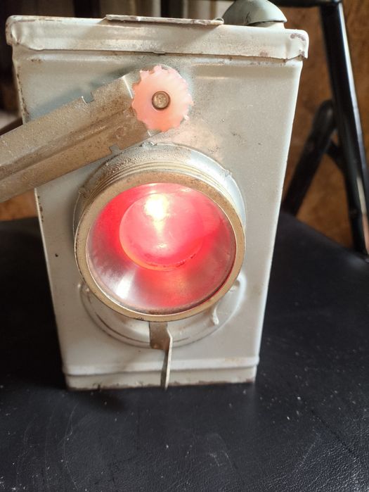 Продам ж.д фонарь