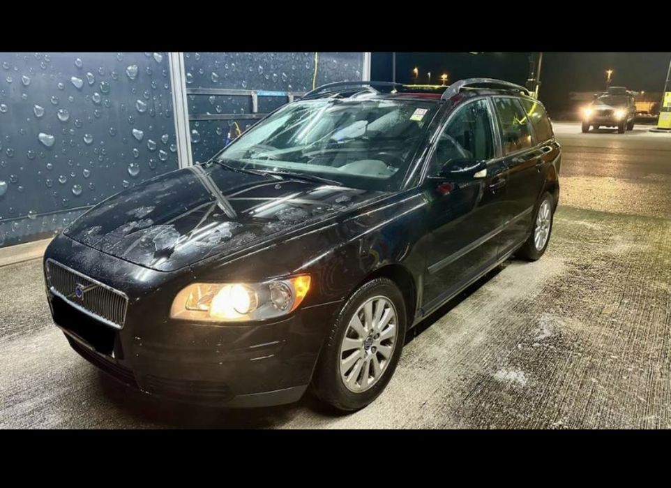 Dezmembrez Volvo S40/V50