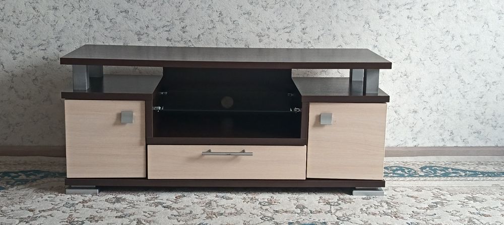 Тумба под телевизор