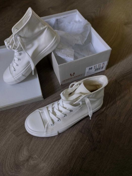 Дамски високи кецове JENNY FAIRY