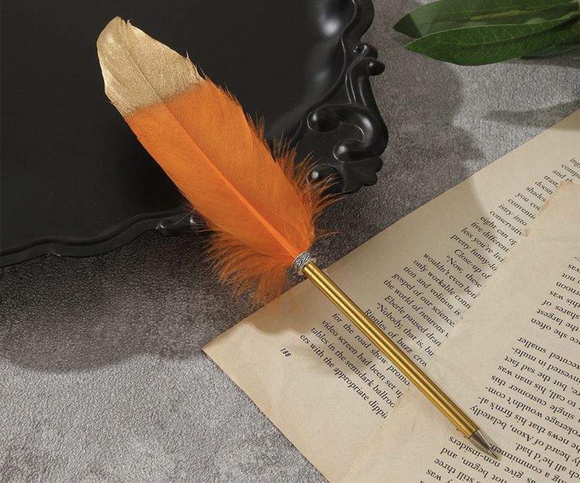 Ручка с пером оранжевым