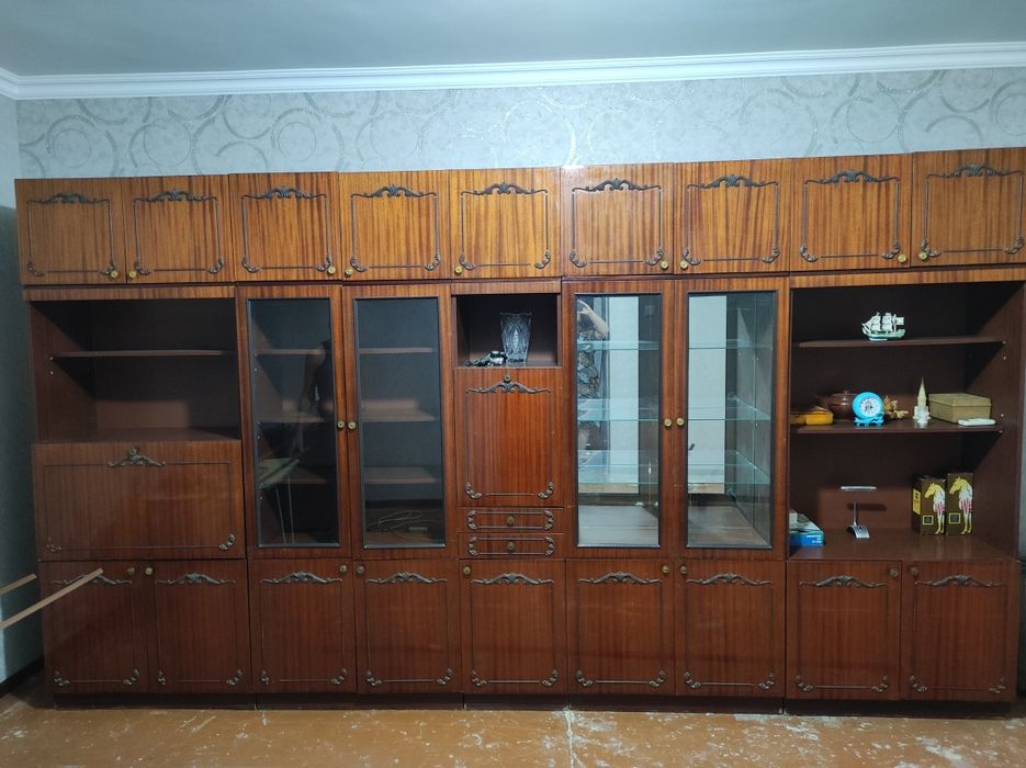 Стенка в очень хорошем состоянии