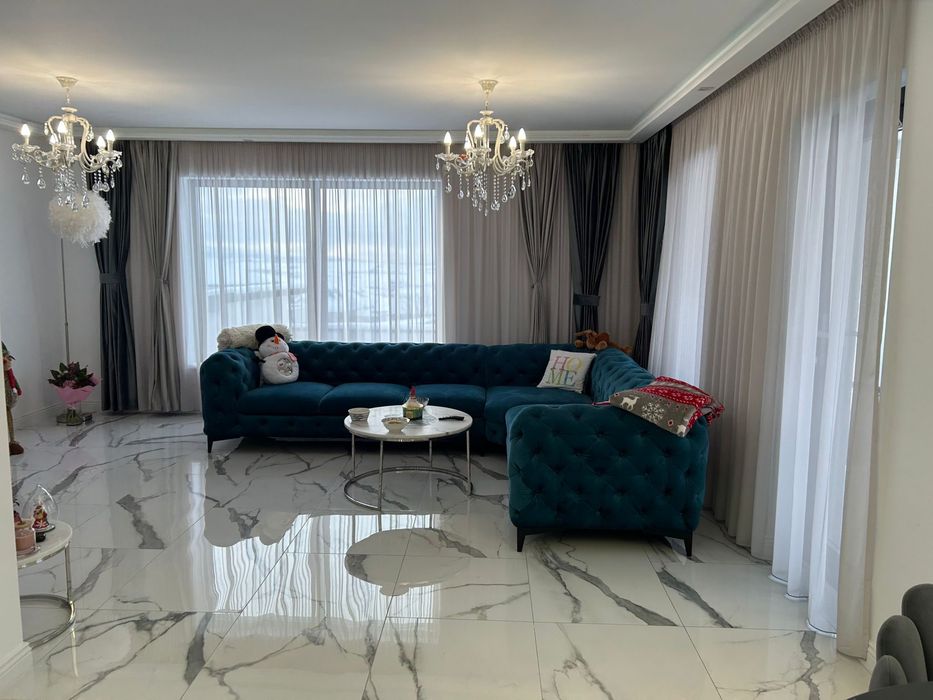 Inchiriez casa in dezmir