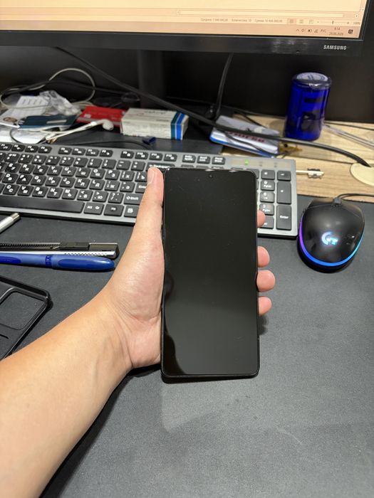Asus ROG phone 8 pro