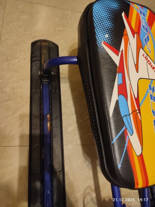 Продам снегокат.