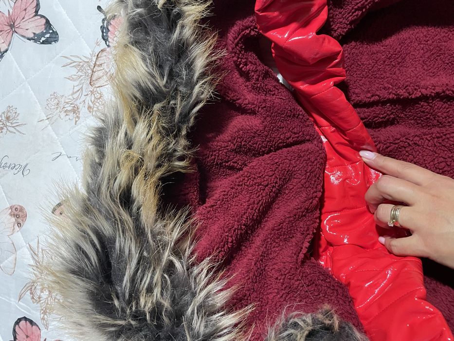 Geaca de iarna lacuita