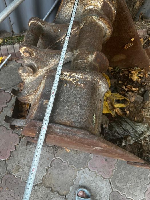 Продаю ковш экскаватора.