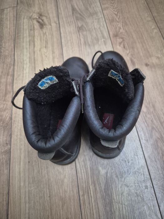 Зимни обувки от естествена кожа подходящи и за планина високи