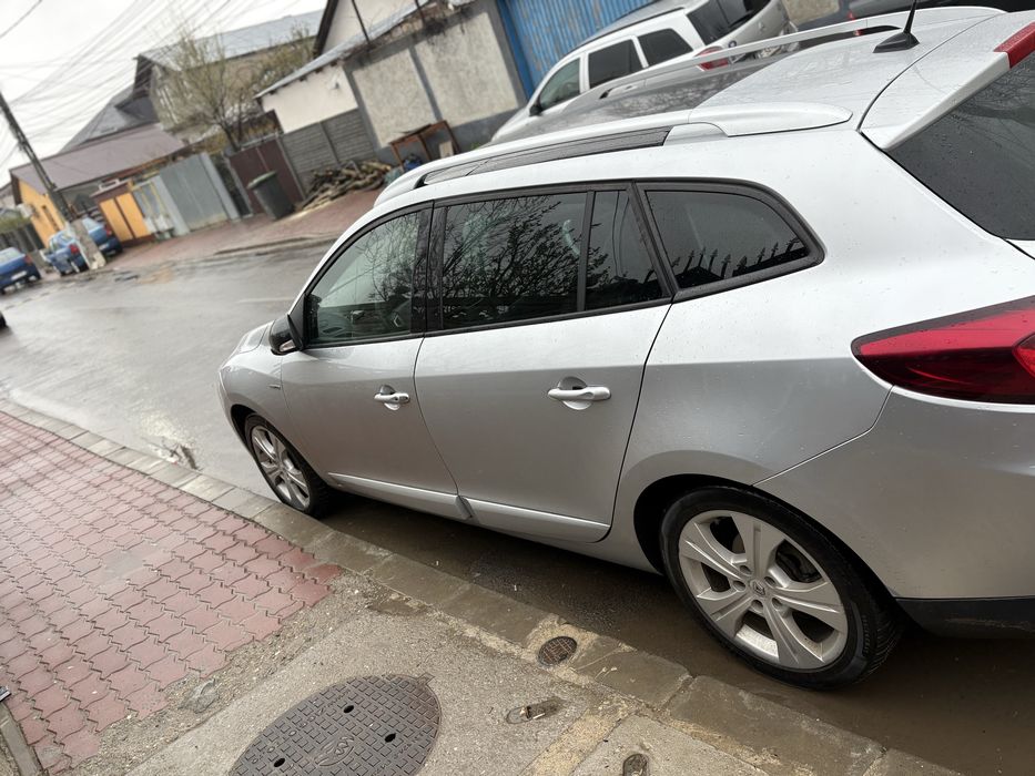 Vand Renault Megane 3 editia Bosse