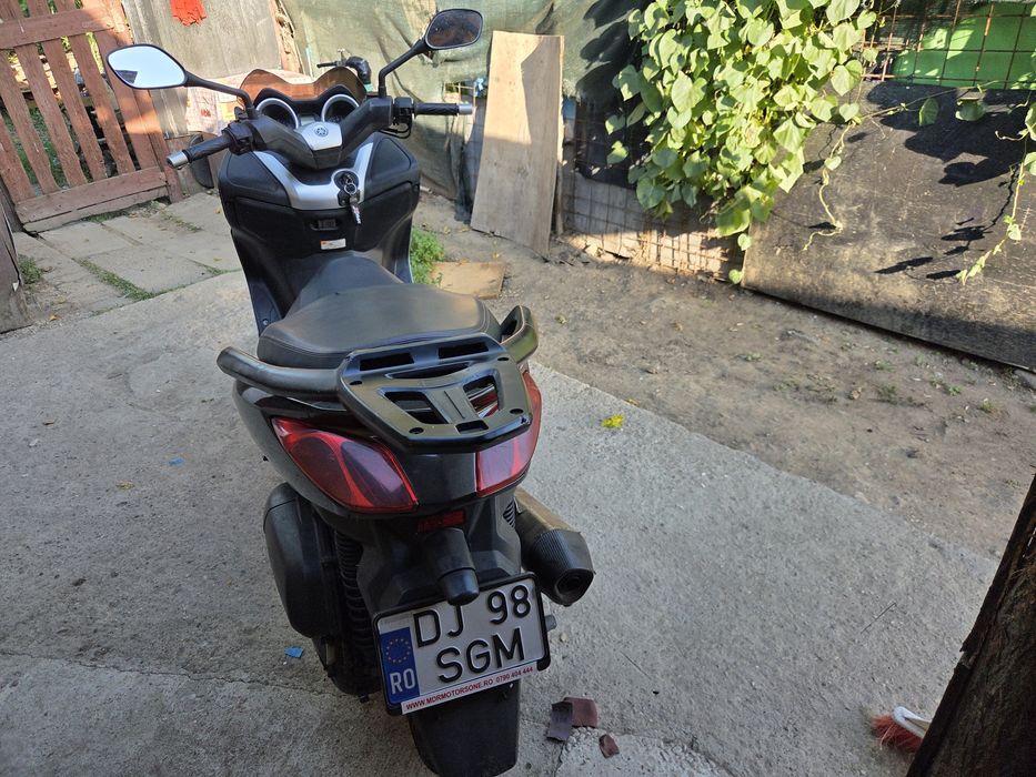 Yamaha r-max 125cc
