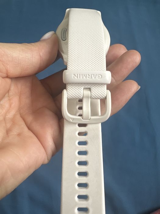 GARMIN  vivomove sport