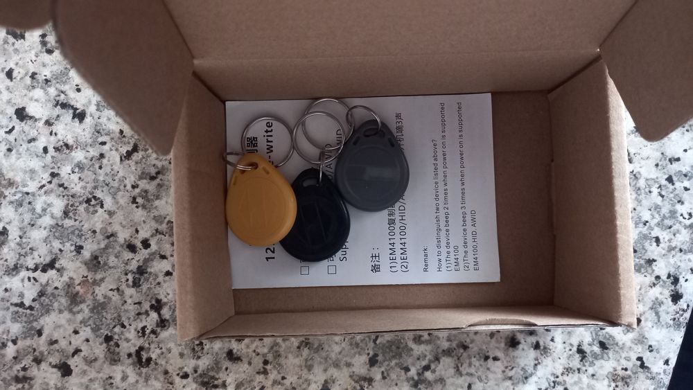 Дубликатор домофонных ключей