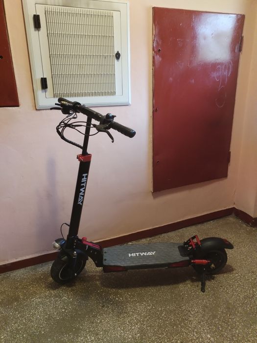 Vând trotineta Electrica HITWAY