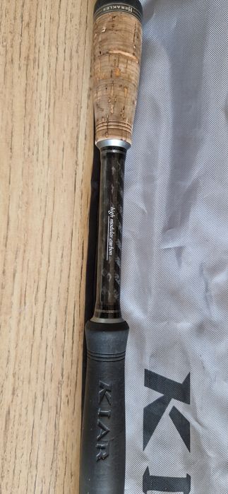 Продавам спининг въдица Colmic