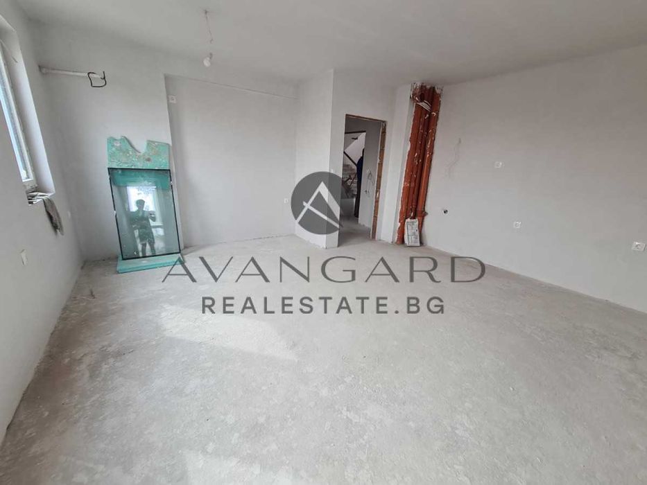 Продава се Двустаен апартамент в Пловдив, Прослав - 61 кв.м за 1209 €/кв.м - Снимка #3