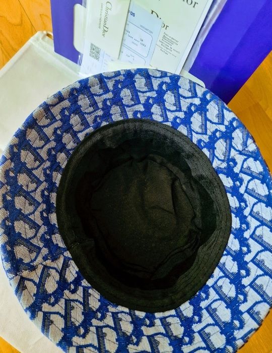 Set geanta și palarie(diverse nuanțe),material textil,saculet, etichet