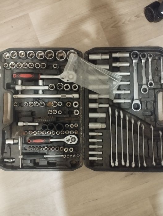 Комплект для авто набор инструментов