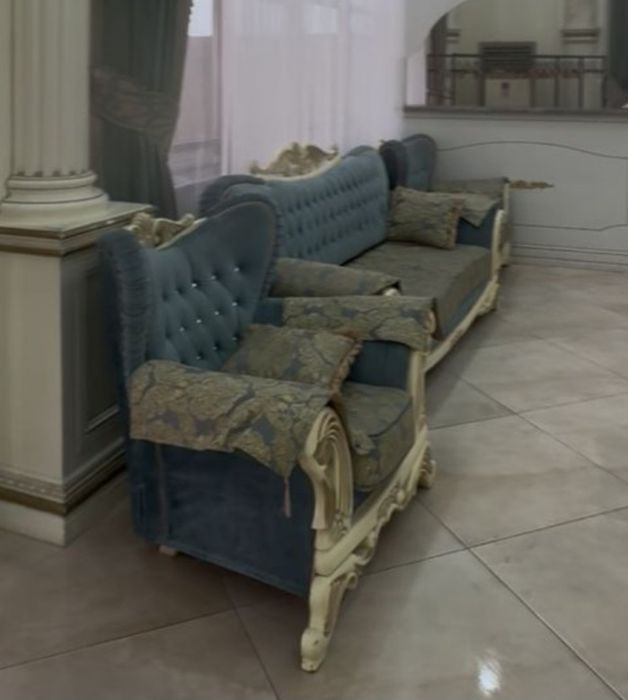 Гостиная мягкая мебель