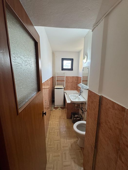 Dau apartamente spre inchiriere