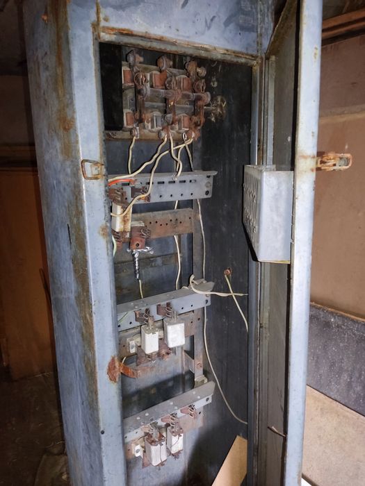 Распределительный шкаф