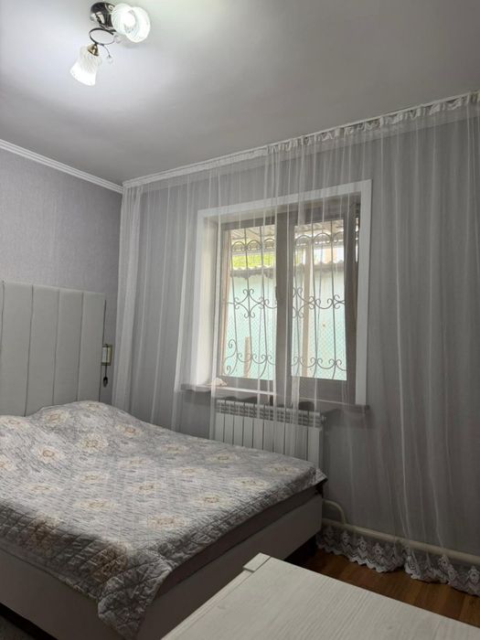 Дом особняк из 4 жилых комнат