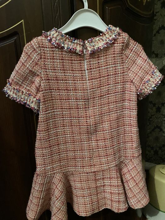 Продам детское платье на рост 104