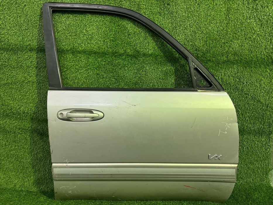 Двери передние левые и правые TLC 100