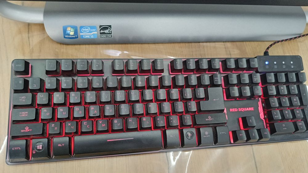 Продам компьютер хороший новый