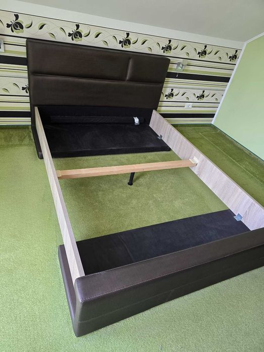 Vand pat 220cm x 153cm