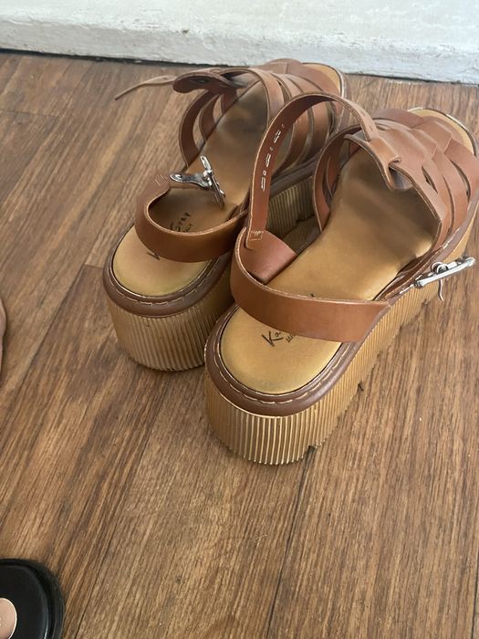 Дамски сандали естествена кожа